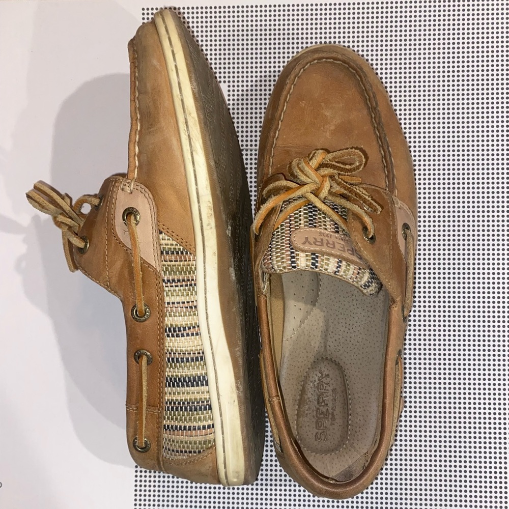 Women’s Sperry boat shoes